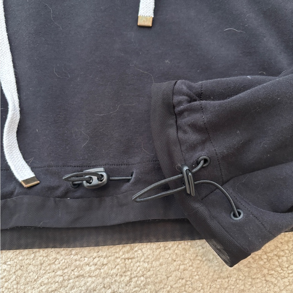 GYMSHARK x Whitney Simmons Crop Hoodie - Picture 3 of 4